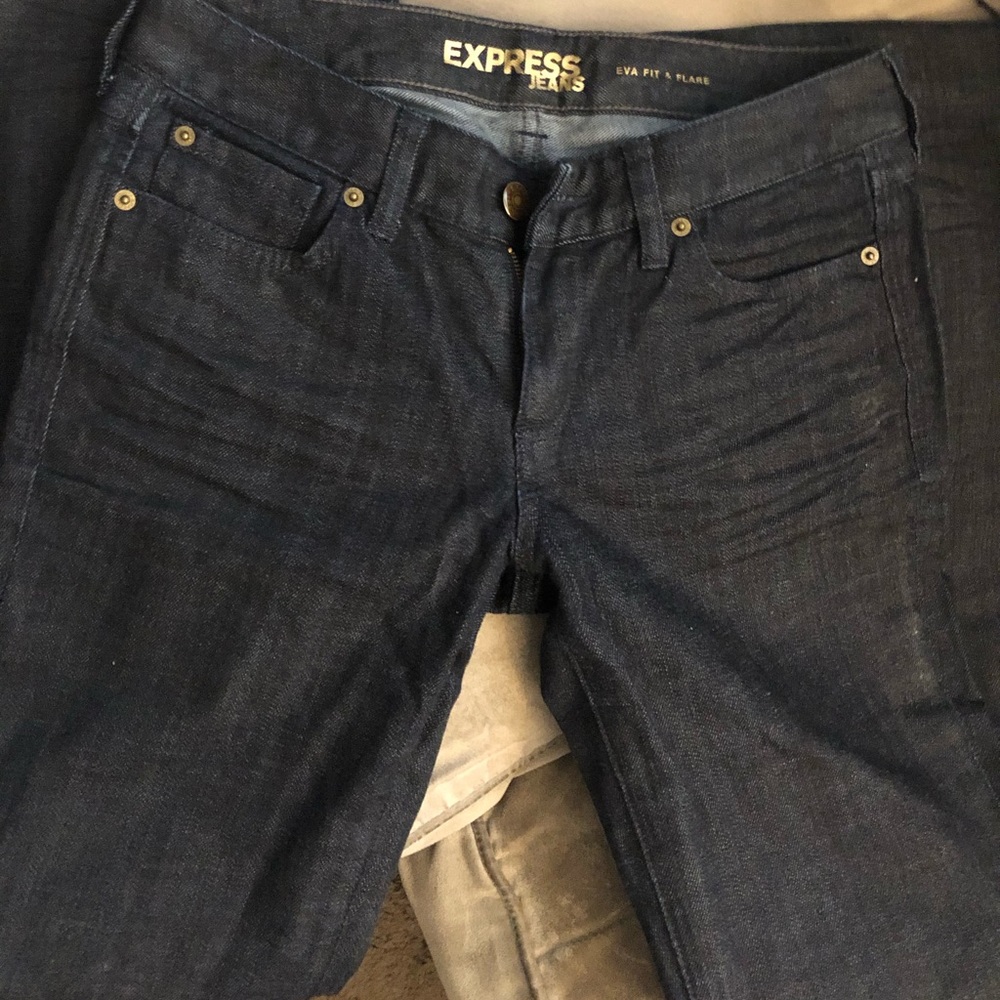 Express Eva size 4R Flared Jeans